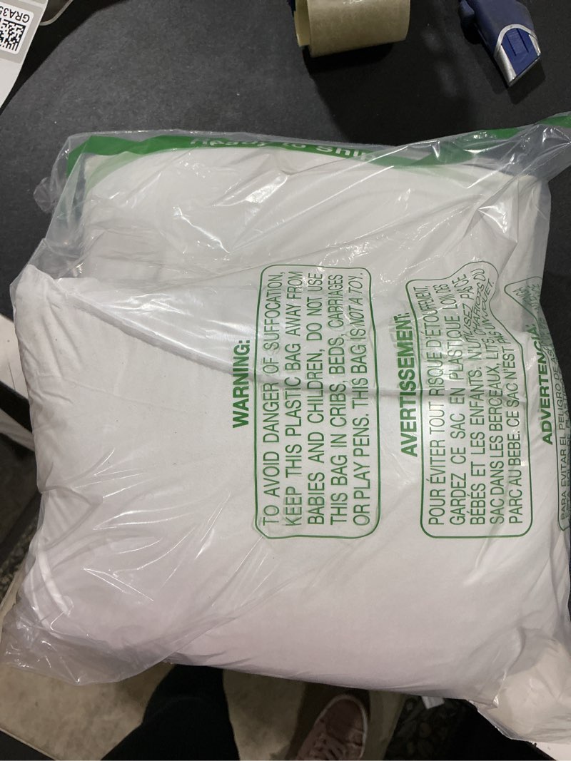 Condition photo showing Good Condition for (incomplete)ISAENNE Design Fresh Linen Rectangle Throw Pillow Covers 12\\\"x20\\\", French White Cottage Cushion Covers with Green Branches Pattern Decoration Pillowcases for Bed,Living Room,Outdoor,Car Mosella D 20\\\" x 12\\\" (Pack of 1)