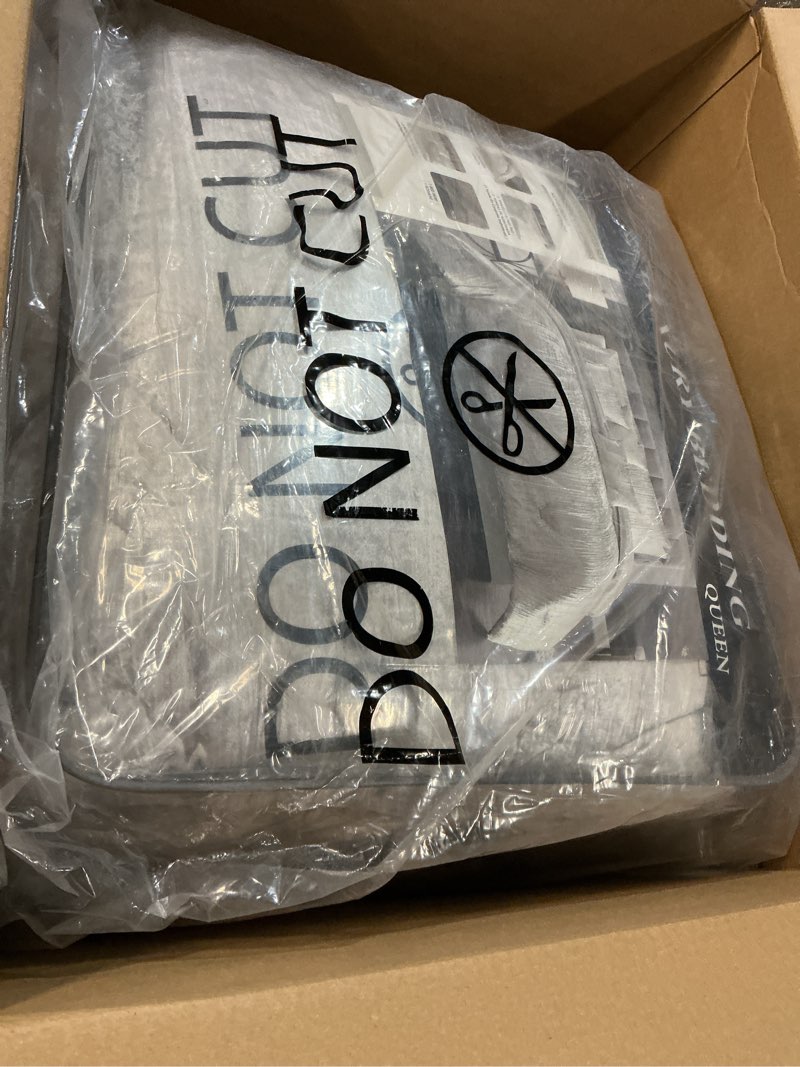 Condition photo showing Good Condition for Riverbrook Home Turin Comforter Set, Queen, Silver, 7-Piece Set Silver Queen