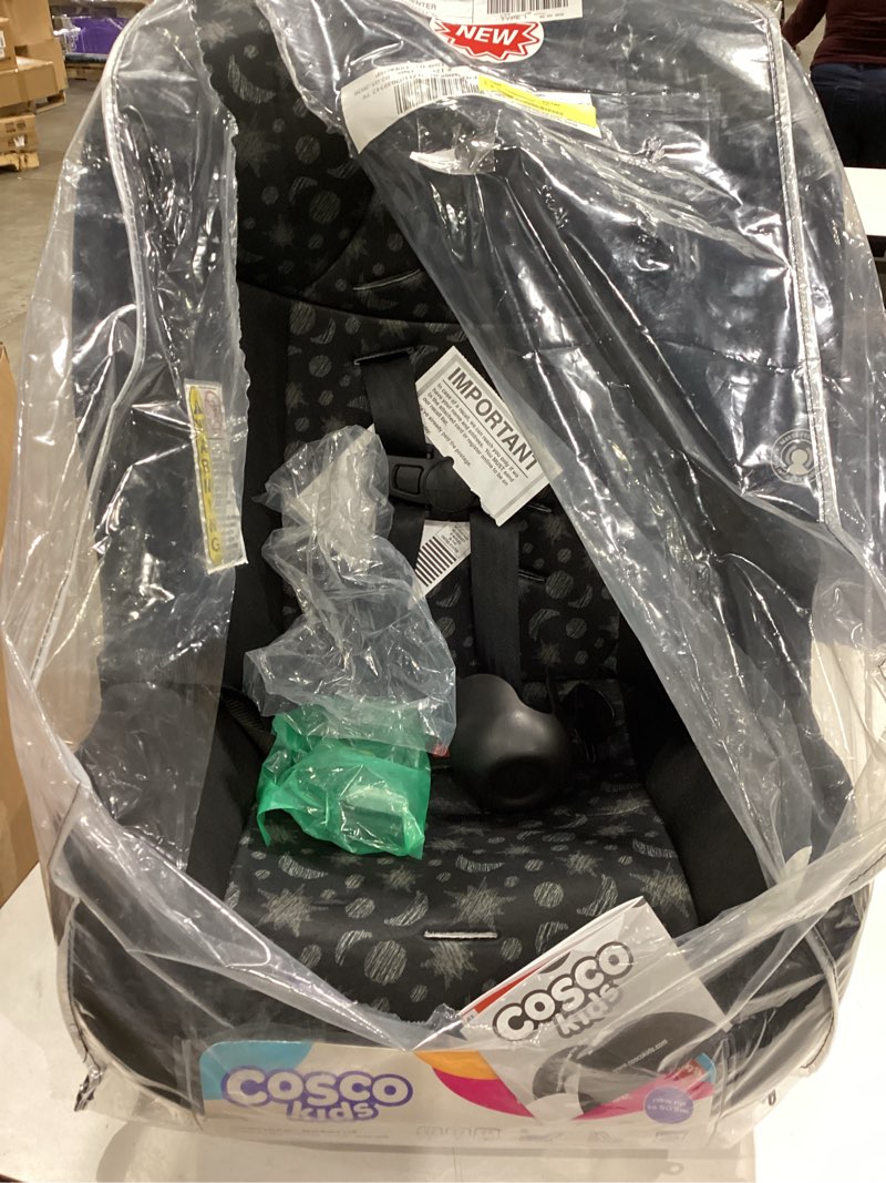 Condition photo showing Good Condition for https://coscokids.com/products/scenera-extend-convertible-car-seat-cc341