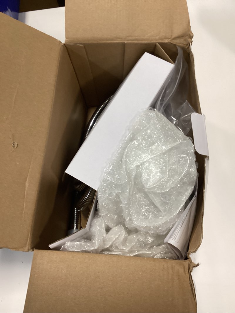 https://lotting-media.assets.bidfta.com/lotting_4d8f5ba2-8d8e-47fc-8fad-d734dae474fc