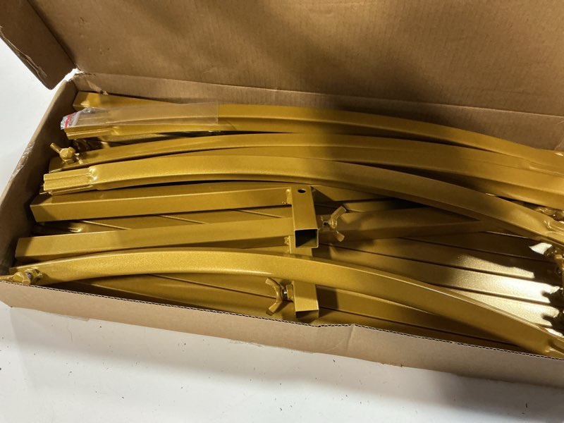 Condition photo showing Good Condition for putros metal arch backdrop stand 7.2ft gold wedding balloon arched backdrop stand square arch frame for birthday party bridal baby shower ceremony decoration 7.2x4ft(hxw) gold