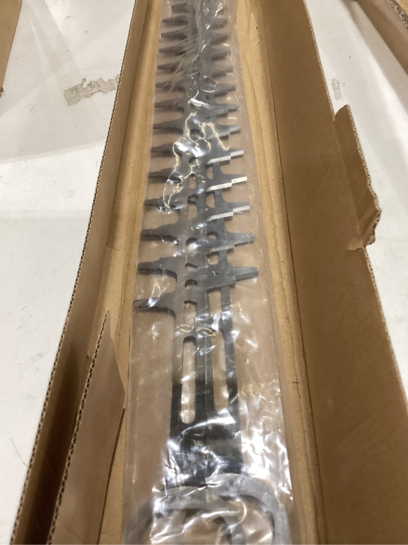 Condition photo showing Good Condition for gabasinover , replacement part no. 574681301, 35879639,pp2822,hedge trimmer blade, length: 22" fits for hus,ayp,poulan pro, hedge trimmers