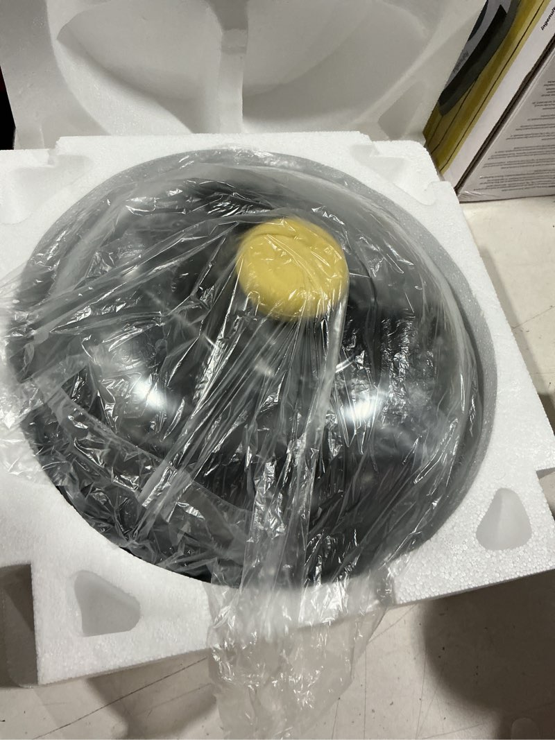 Condition photo showing Good Condition for glass microwave splatter cover with silicone mat, 10inch plate splatter food lid with integrated grip handle and vent hole, bpa free, dishwasher safe