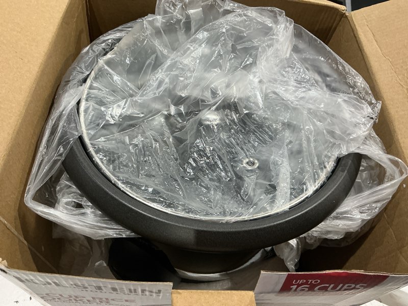 Condition photo showing Good Condition for holstein housewares 8-cup rice cooker, black - convenient and user friendly with warm and cook function, ideal for rice, quinoa, oatmeal, stews and grains