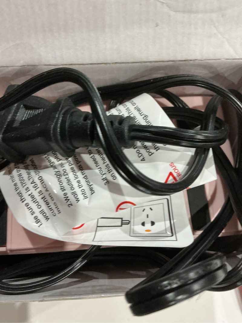 Condition photo showing Good Condition for gaiatop mini space heater, lightweight ptc ceramic fast heating 500w energy efficient for indoor use, overheating & 45° tip-over protection, portable desk electric heaters for office home pink