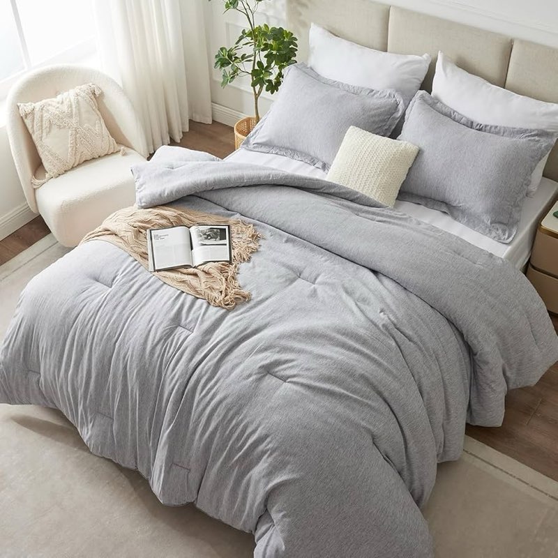 Grey comforter