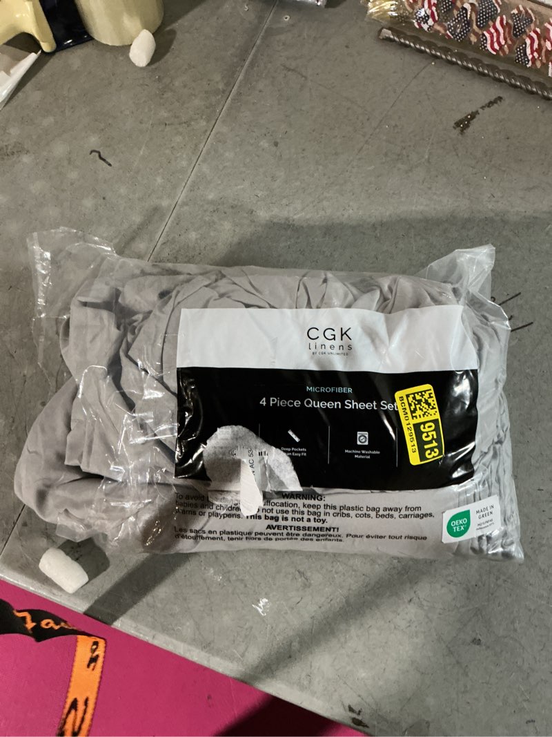 Condition photo showing Good Condition for cgk queen size 4 piece sheet set - comfy breathable & cooling bed sheets set - hotel luxury bedding for women, men, kids, teens, boys & girls - deep pockets, soft and wrinkle free - oeko-tex - light grey