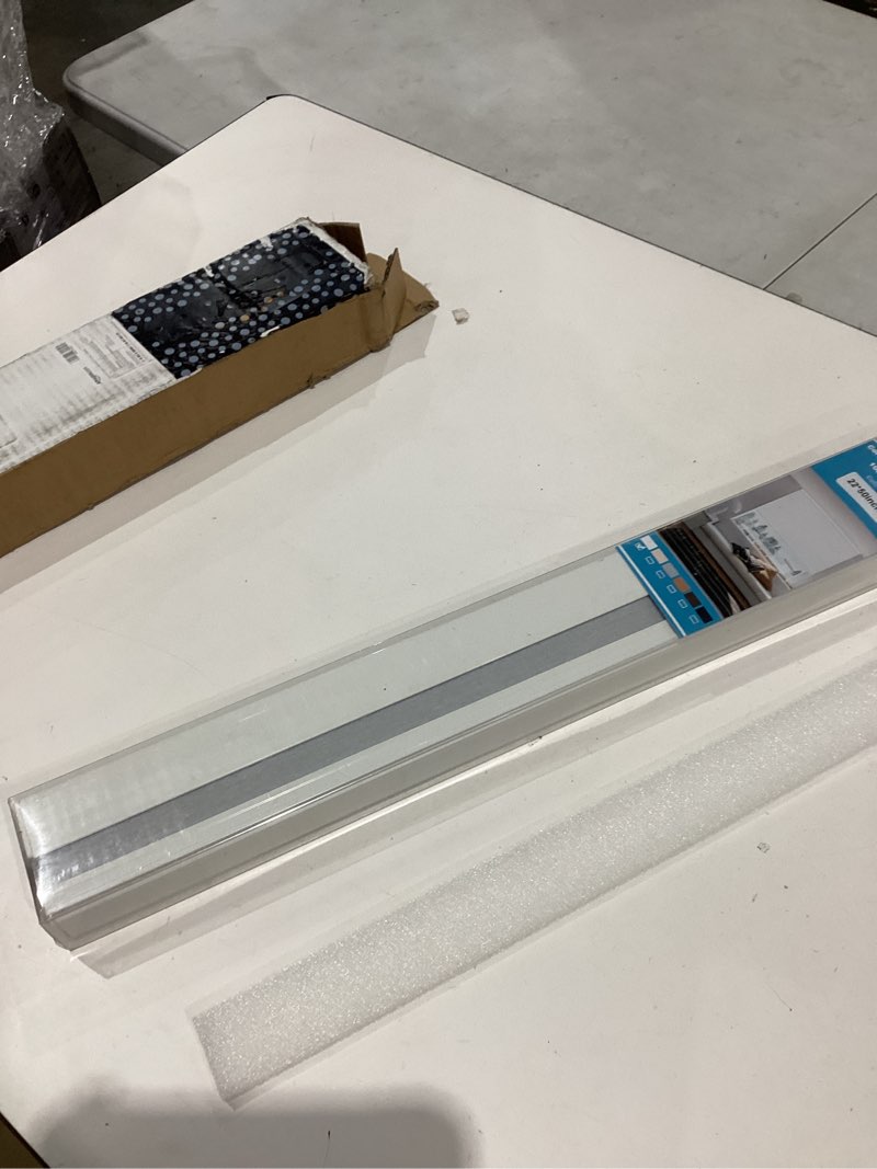 Condition photo showing Good Condition for similarly ))))))enbrighten 24 inch plug-in under cabinet lights, 1560 lumens, five white settings from (2700k-6500k), full range dimmable, one-touch sync control, linkable under counter lights for kitchen 82786-t1 24 inch white