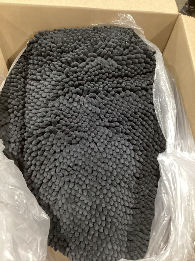 Condition photo showing Good Condition for smiry dog door mat for muddy paws 59x35, absorbent dirt trapper, non-slip washable chenille entryway rug for inside floor, black, classic solid classic solid black 59"x35"