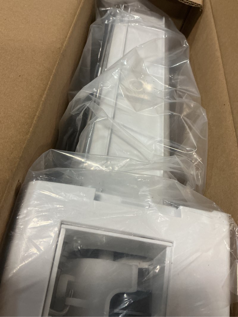 Condition photo showing Good Condition for da97-14474c, da97-14474a ice container, da97-12604d ice bucket compatible with samsung rf25, rf263, rf265, rf28, etc series refrigerators. part number: da97-21040a, ap6034185, etc-1 yr warranty