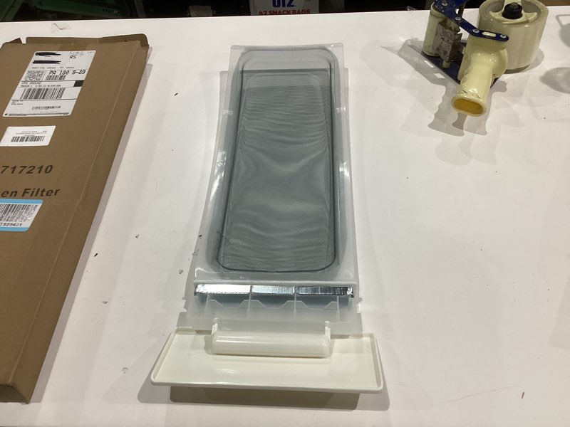 Condition photo showing Good Condition for AMI PARTS W10717210 W11522758 Dryer Lint Filter Case Screen Replacement Parts Fit for whirl-pool, ken-more - Repalce 348846, 348851, 689465, 8557857, 8557882, 8558463, 8559787, 8565972, etc