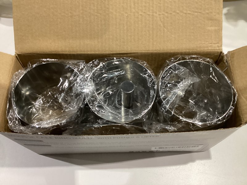 Condition photo showing Good Condition for 8 pcs cake ring molds, seamless stainless steel cake cutter for baking, 3 inch cooking rings with pusher & lifter, dessert mousse molds baking tools, includes 1 pusher, 1 lifter and 6 rings standard-8pcs-3in