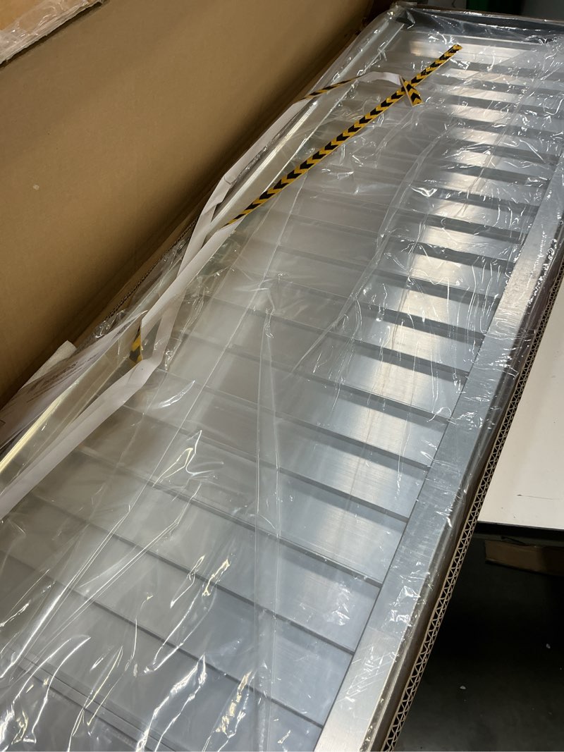 Condition photo showing Good Condition for fachnuo 4 feet portable wheelchair ramp, non-skid aluminum handicap ramps with handle, folding threshold wheel chair ramp for home steps, stairs, entry, threshold, curbs, stairs, 800lbs capacity aluminum 4ft(using height 4-12'')