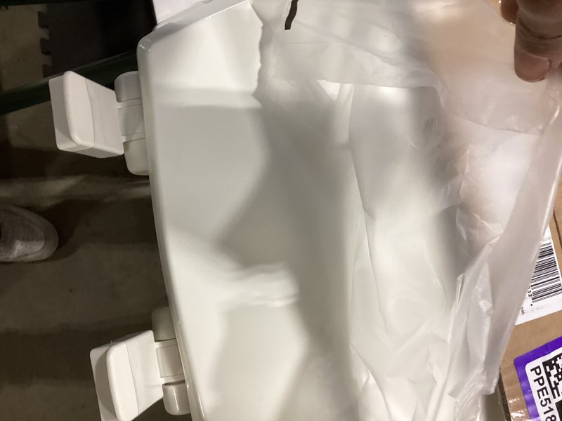 Condition photo showing Good Condition for mayfair cassel slow close toilet seat, easy clean, non slip premium wood seat, easy install, made in usa, round, biscuit seat round