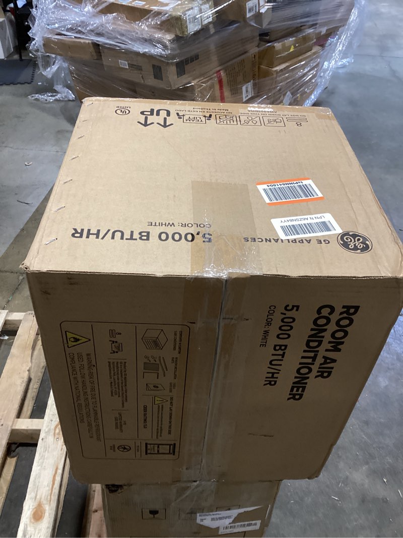 Condition photo showing Good Condition for ge window air conditioner unit, 5,000 btu for small rooms up to 150 sq ft. with manual adjustable fan and cooling settings, perfect for small bedroom or living room, easy install kit included, white new 5,000 btu mechanical controls white