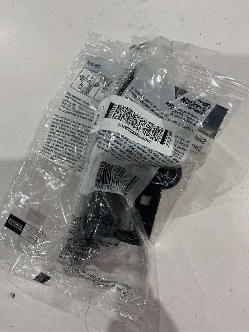 Condition photo showing Good Condition for national hardware 7-in black gate latch