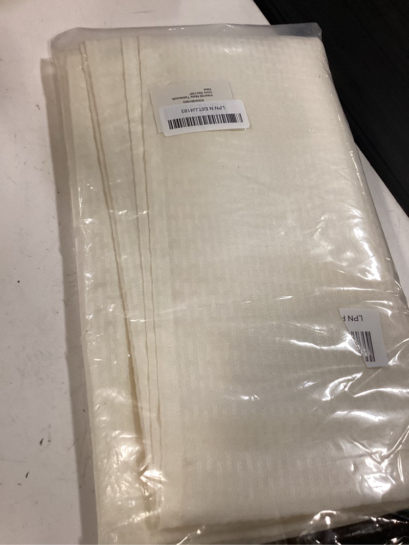 Condition photo showing Good Condition for maxmill tablecloth weaved texture pattern rectangular tablecloth water resistance antiwrinkle spillproof soft table cloth for fall harvest thanksgiving parties holiday dinners, 52x 108 inch, amber 108" x 52" (rectangular) amber