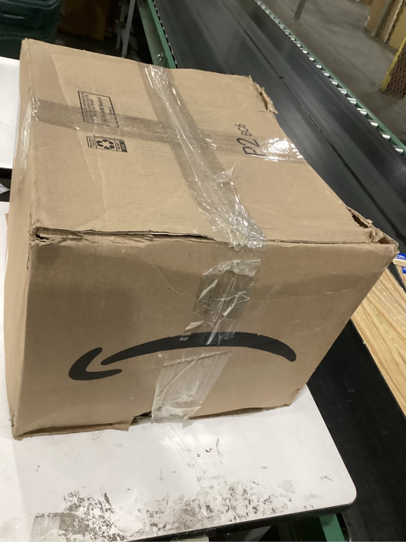 Condition photo showing Good Condition for Toulite 36 Pcs 50 x 60'' Bulk Flannel Fleece Blankets for Wedding Guest Gift Cozy Fleece Throw Blank