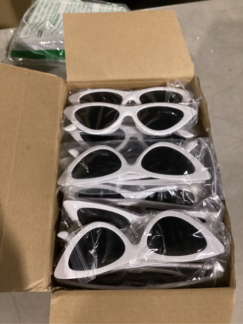 Condition photo showing New/Like New for 50 Pairs Retro Cat Eye Sunglasses for Women Bulk 90s Sunglasses Vintage Trendy Goggles Glasses Wedding Party Gifts White, Grey