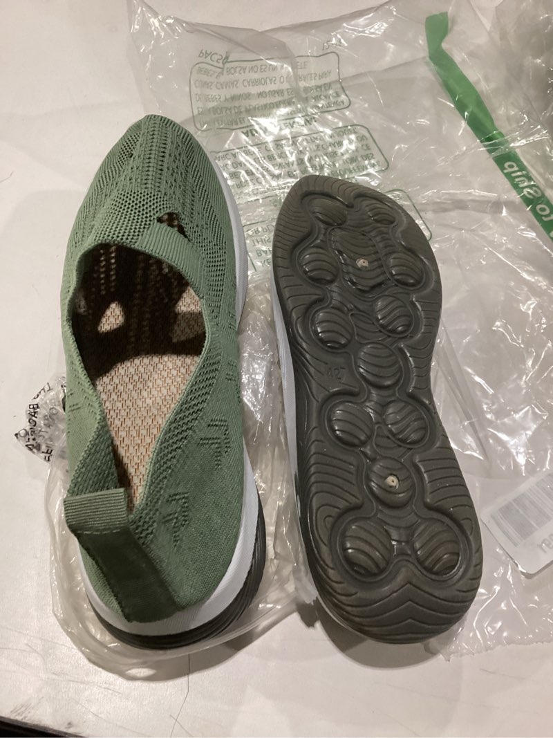 Condition photo showing Good Condition for women's woven orthopedic breathable soft shoes arch support, diabetes foam shoes walking anti-skid sports shoes 10 green