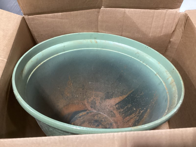 Condition photo showing Good Condition for The HC Companies 20 Inch Tucson Decorative Round Planter - Lightweight Premium Resin Plant Pot with a Ceramic Look for Indoor Outdoor Use, Green Crackle
