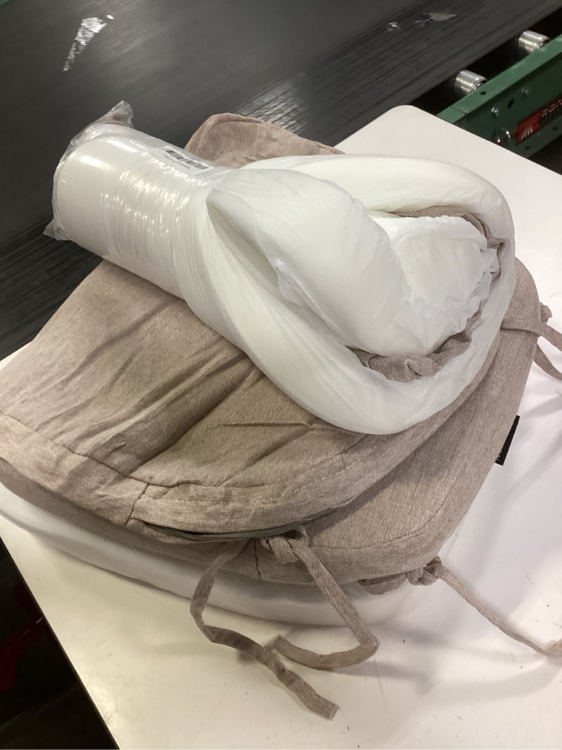 Condition photo showing Good Condition for AAAAAcessories D-Shaped Chair Cushions, 2" Thick Dining Chair Pads with Ties and Removable, Machine-Washable Cover, 17" x 16", Set of 4, Oatmeal Beige Oatmeal Beige 4 Count(Pack of 1)