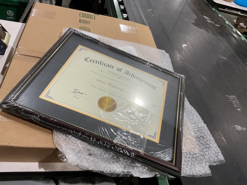 Condition photo showing Good Condition for elsker&home diploma frames 11x14 with mat- solid cherry wood - display 11x14 document/certificate with mat or 15x18 without mat - wall mount display (double mat, black mat with golden rim) mahogany+black(golden rim) mat 11x14 with mat
