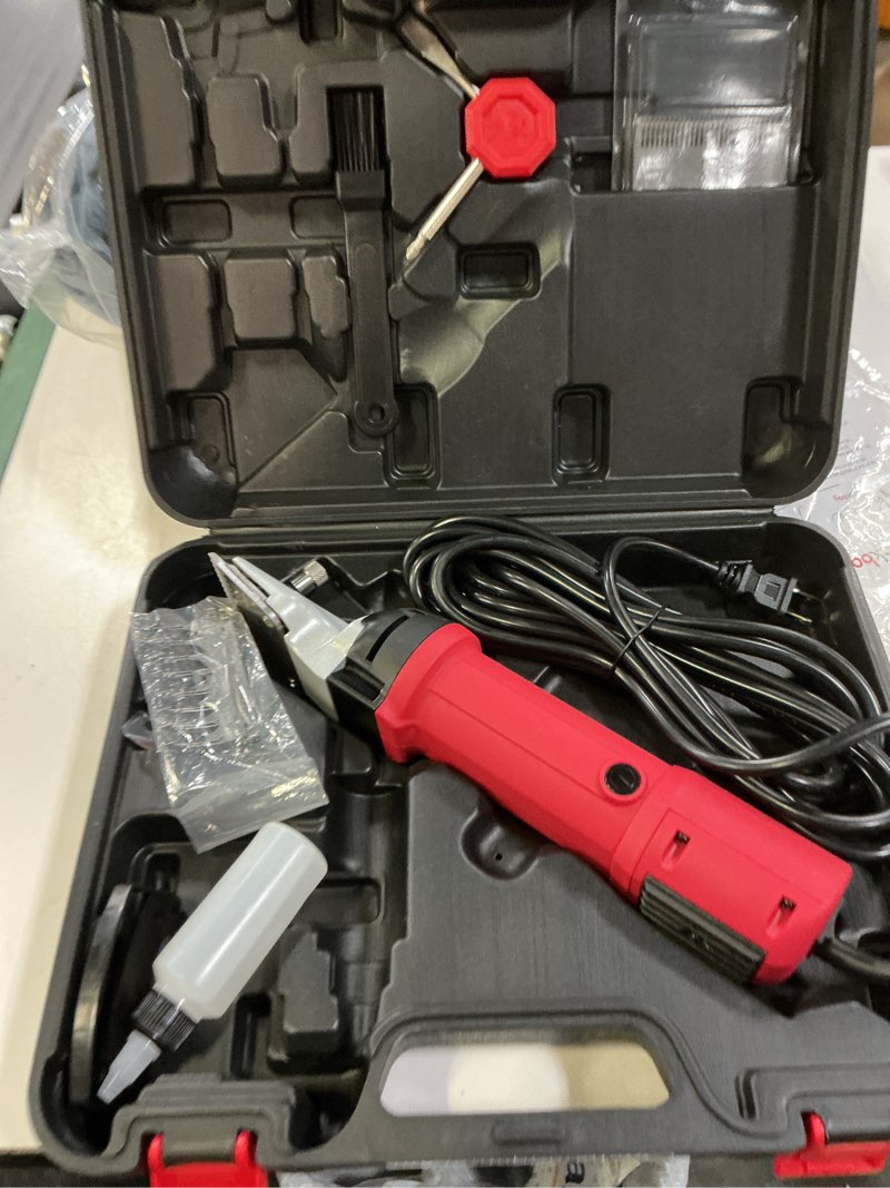 Condition photo showing Good Condition for duckboy heavy duty clippers for thick coats animals, 500w professional electric shearing machine for horse pony cattle and large dogs livestocks grooming, 6 speed & 2 detachable shearing blades corded 500w