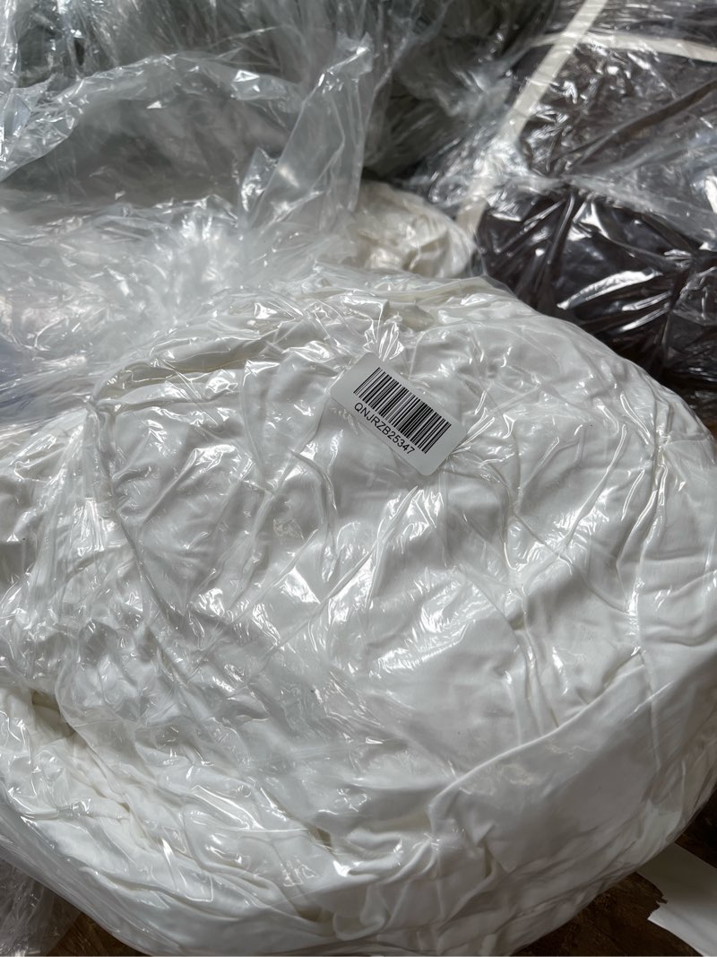 Condition photo showing Good Condition for bamboo duvet cover, king/cal king, white