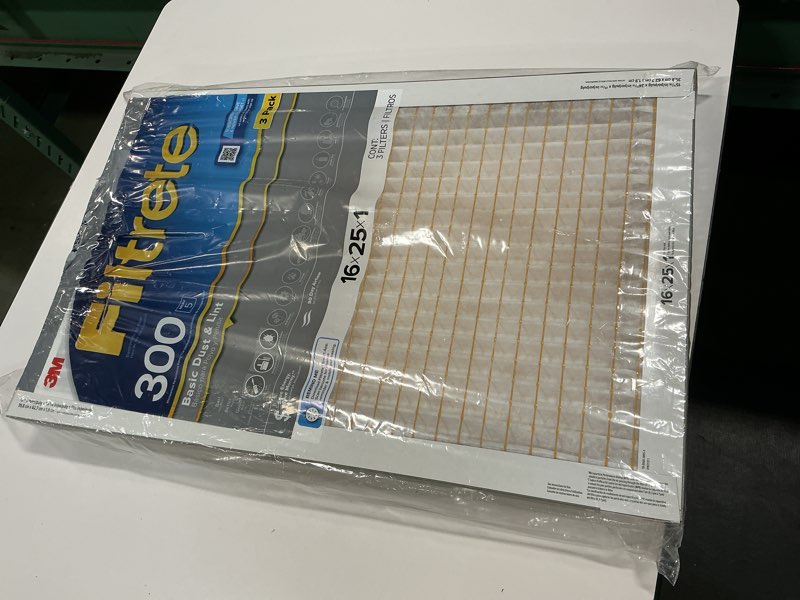 Condition photo showing New/Like New for Filtrete 16 x 25 x 1 MERV 5 300 MPR Basic Dust and Lint Electrostatic Air Filter 3 -Pack