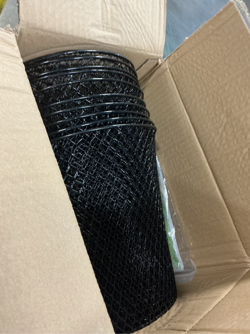 Condition photo showing Good Condition for 10 pcs chicken wire cloche plant covers garden netting metal heavy duty plant protectors from animals for keeping bunnies chicken squirrels birds other out 9.13×9.13 in