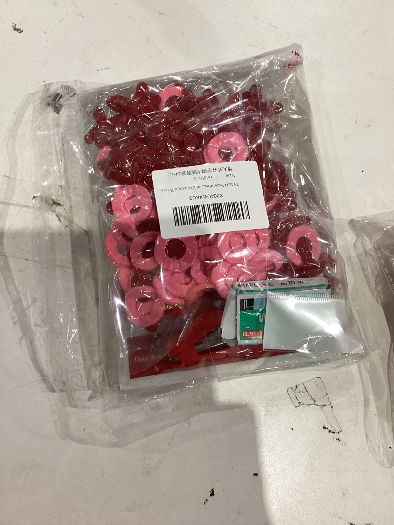 Condition photo showing New/Like New for Denylo pro 24 Sets Valentines Day Gifts Valentines Tic Tac Toe Cards Strategic Board Cards Felt Sheets Staplers Bags for Employees Coworkers Friends Valentines Day Party Favors Exchange Prizes Board Game Cards 24 Sets