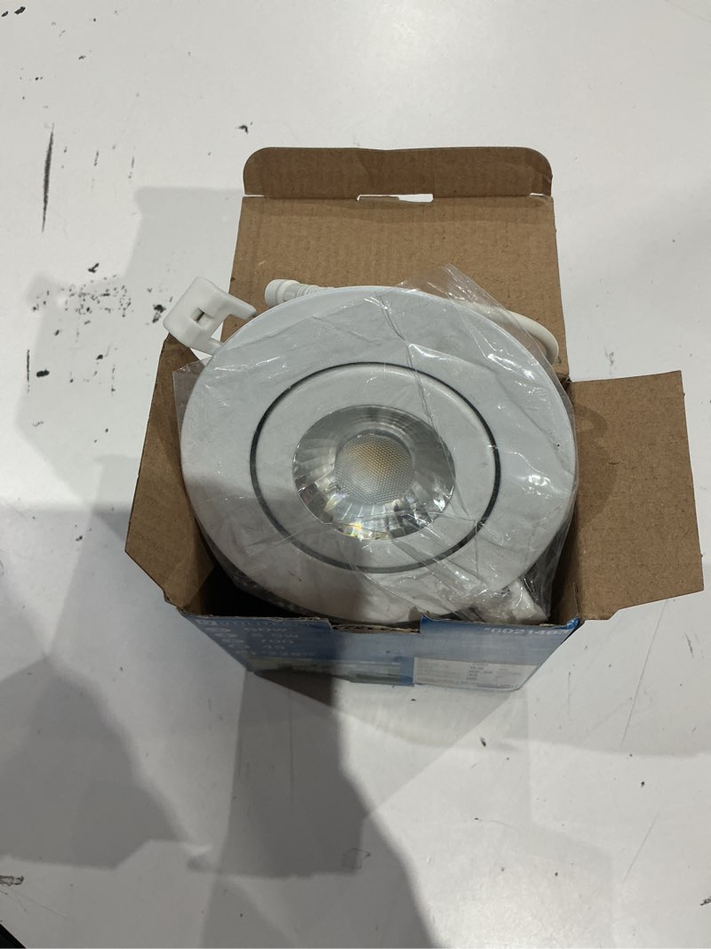 Utilitech White 4-in 700 -Lumens Switchable white Round Dimmable LED Canless Wet rated Recessed Downlight
