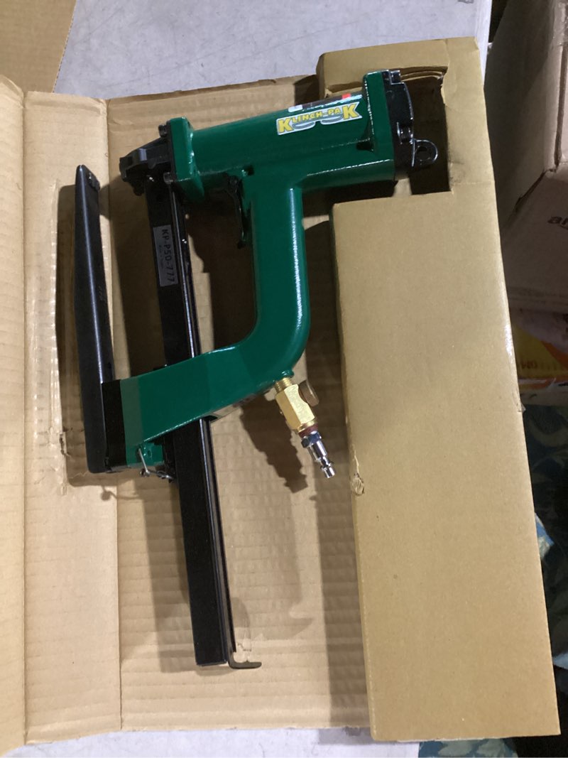 Condition photo showing Good Condition for Klinch-Pak KP-P50-777 Pneumatic Plier Stapler for 777 Series Staples 1/2 Inch Crown with 3/8-Inch 1/2-Inch or 5/8-Inch Leg Staples