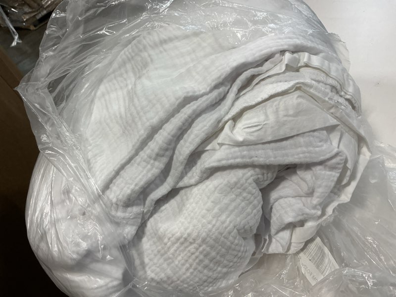 Condition photo showing As Is for PHF 100% Cotton Muslin Duvet Cover King Size, 3-Layer Guaze Ultra Soft Breathable Textured Linen Like, 3pcs Bedding Comforter Cover Set for All Season, Duvet Set with 2 Pillow Shams, 104"x90", White King White (No Comforter)