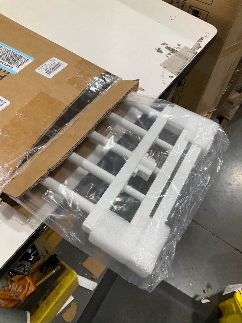 Condition photo showing Good Condition for Malier Dog Gate with a Small Door, Extra Wide All Metal Short Dog Gate Pet Gate for Stairs, 10'' Tall Pressure Mount Easy Step Over Puppy Gate Low Gate for Doorways White 10''H × 26''- 41''W
