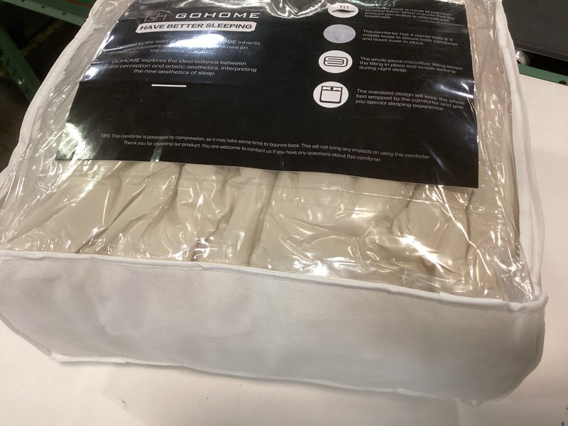 Condition photo showing New/Like New for GOHOME 128x120 Oversized King Comforter All Season Extra Large King Size Microfiber Comforter Quilted Down Alternative Duvet Insert with 8 Corner Tabs Beige Supper King Plus-128"x120"