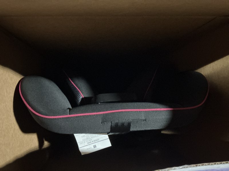 Condition photo showing Good Condition for cosco kids easy elite slim all-in-one convertible car seat, framboise