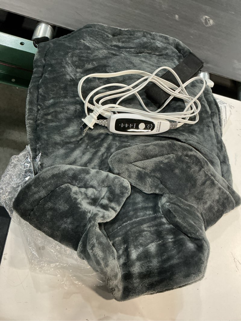 Condition photo showing Good Condition for 24"x33",Weighted Heating Pad for Back Pain Relief, XXL Large Size Electric Heating Pad for Neck and Shoulders,Neck Heating pad,Warm Christmas Gifts,4 Heat Settings,Auto-Off, Machine Washable,Grey 24*33-grey