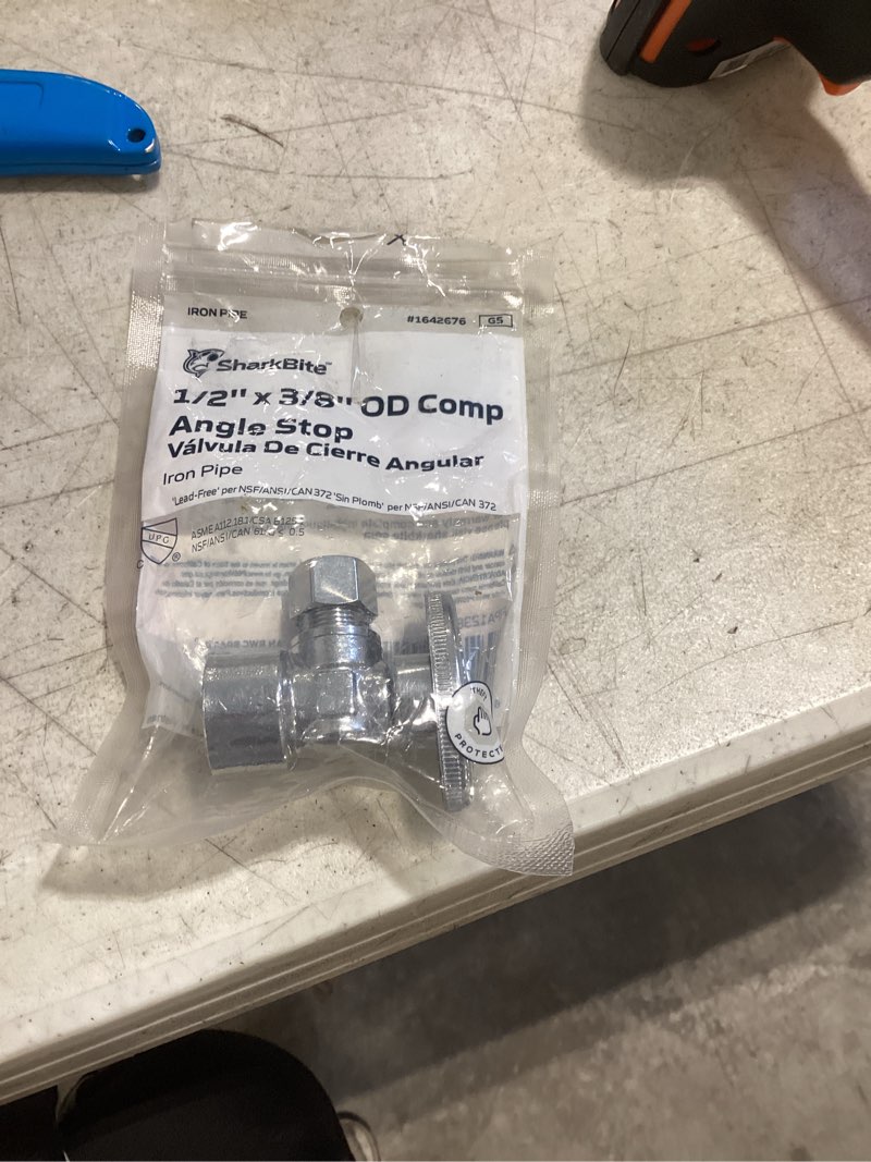 Condition photo showing Good Condition for sharkbite fipa1238z brass ball angle valve, quarter turn, 1/2 x 3/8 in. - quantity 24