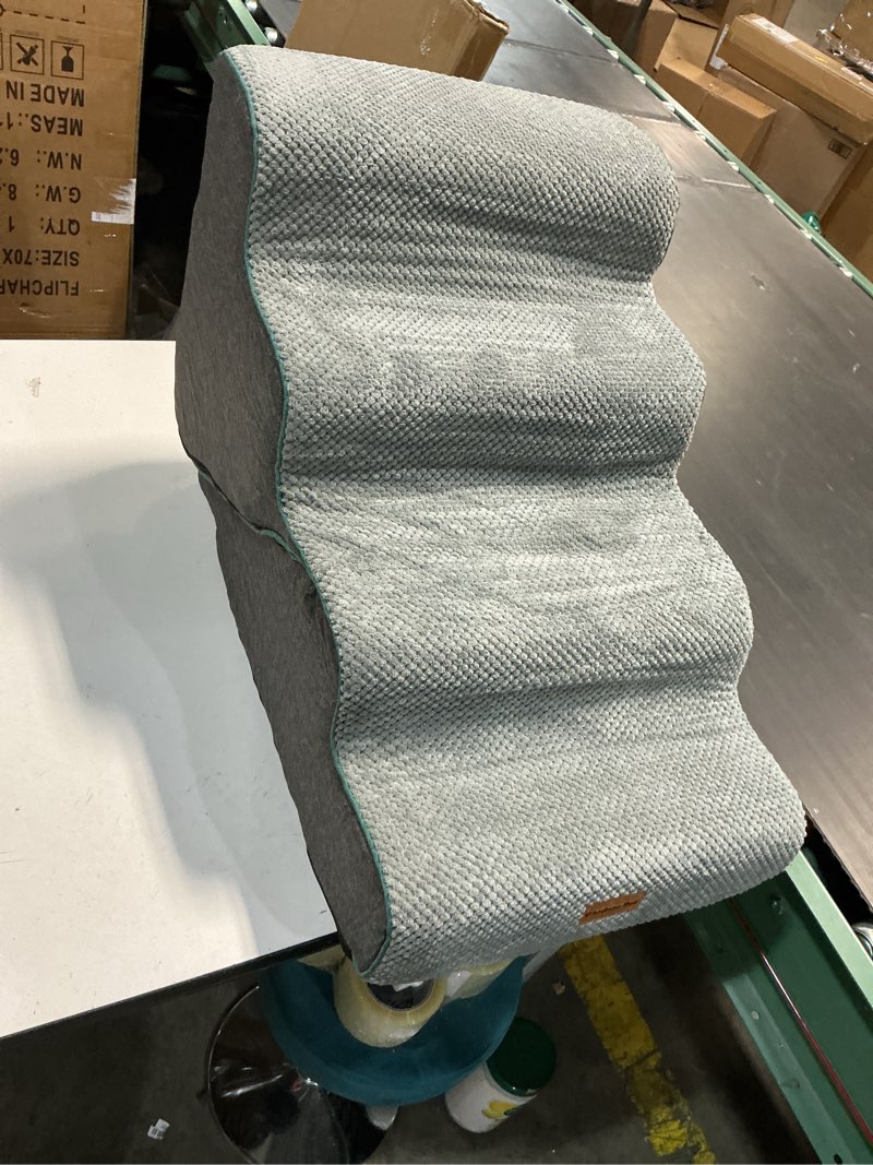 Condition photo showing Good Condition for Gardner Pet Dog Stairs for Small Dogs 17.5" H, 2 in 1 Transformable 4-Step Pet Stairs and ramp, Dog Steps for Couch bed (19~22 in) with Durable Non-Slip Waterproof Cover and CertiPUR-US Certified Foam Grey 4 2 in 1 4-step15.7"x24"x17.52"