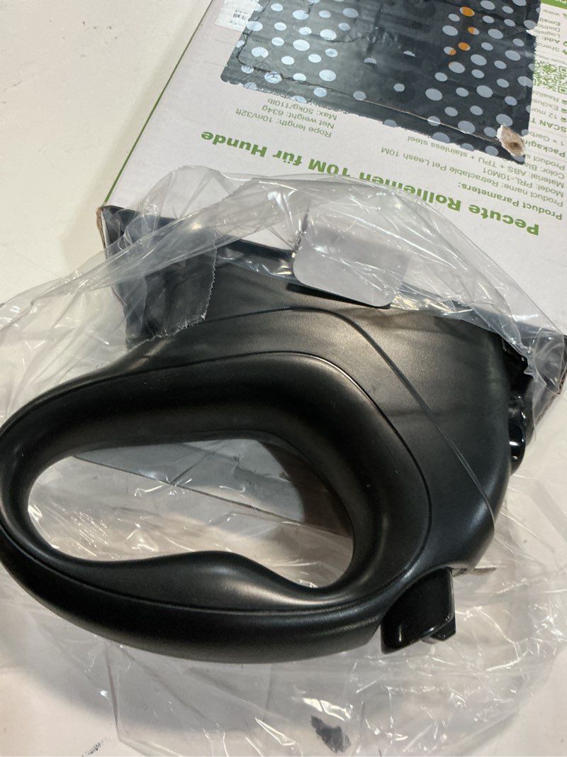 Condition photo showing Good Condition for pecute 32ft retractable dog leash with reflective strips, 360° tangle-free, one-button control & sturdiness nylon material, long leash retractable with poop bag holder for medium large dog black 32ft | 110 lbs max
