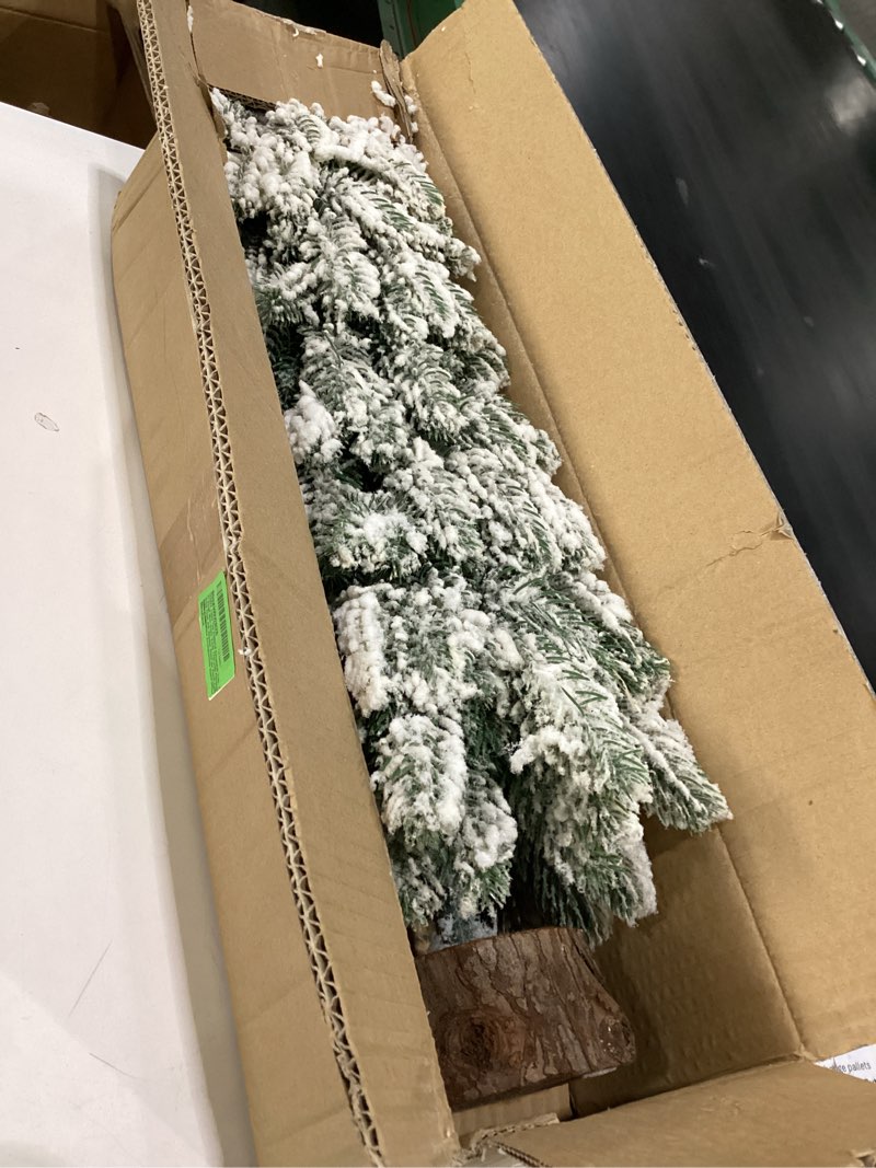 Condition photo showing Good Condition for ccinee 3ft artificial christmas tree, green mini tabletop hinged christmas tree with metal stand 130 branch tips for xmas party supplies home indoor decoration 3ft green