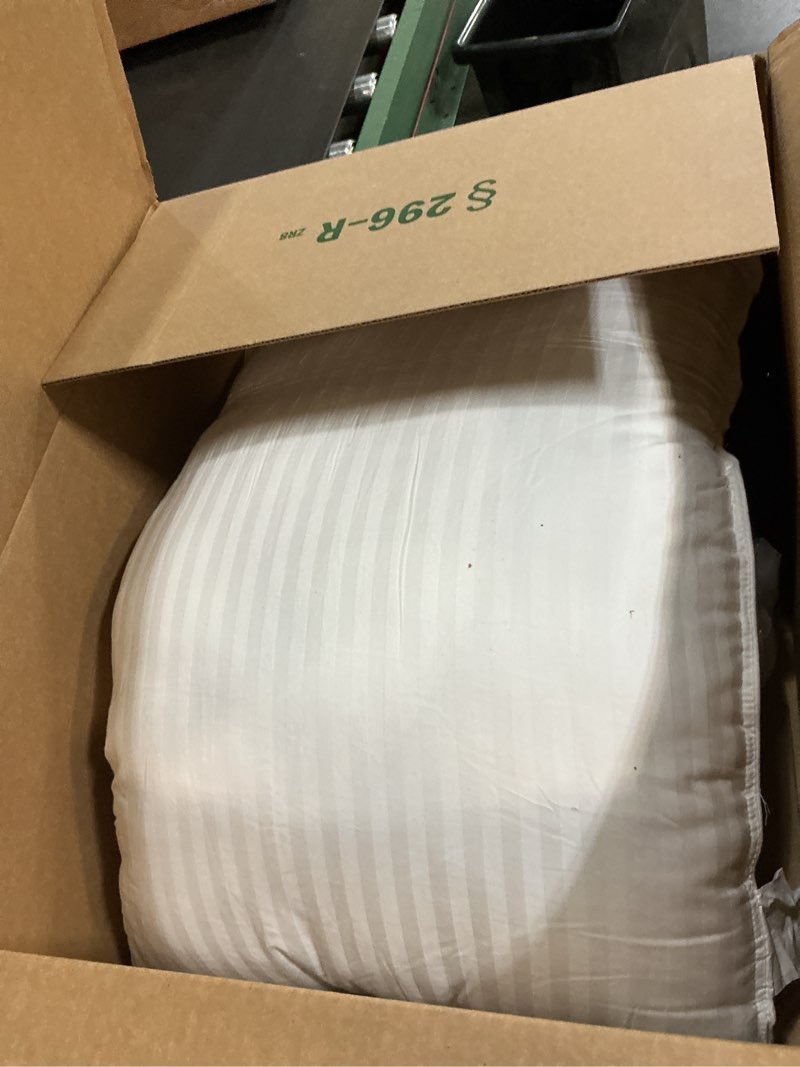 Condition photo showing As Is for Beckham Hotel Collection Bed Pillows Standard/Queen Size Set of 2 - Original Soft Down Alternative Pillow for Sleeping - Soft Support for Back, Stomach or Side Sleepers Queen / Standard White