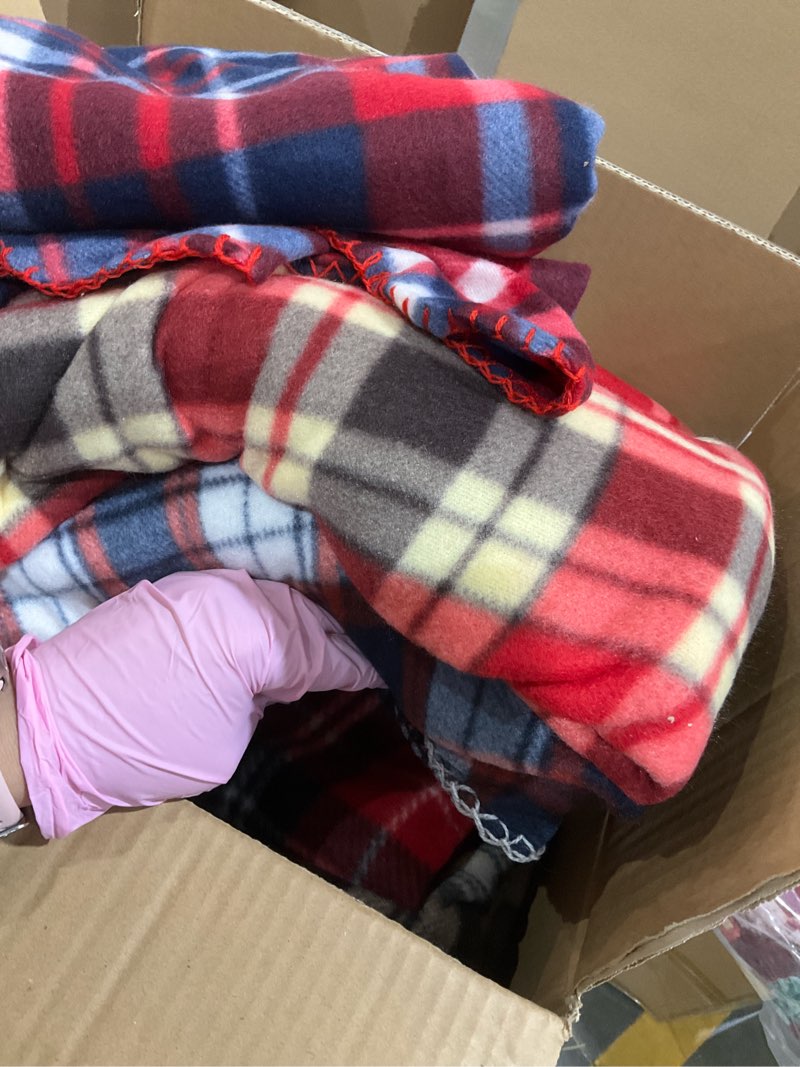 Condition photo showing Good Condition for Newwiee 15 Pcs Buffalo Plaid Christmas Blanket Bulk Soft Plush Plaid Double Sided Check Pattern Cozy Decorative Blanket for Bed Couch Sofa Office 50 x 60 Inches