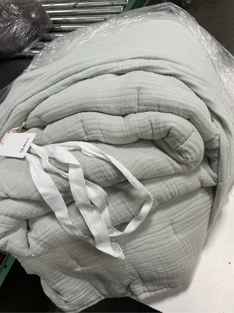 Condition photo showing As Is for quince organic cotton gauze dream quilt queen, color mist 