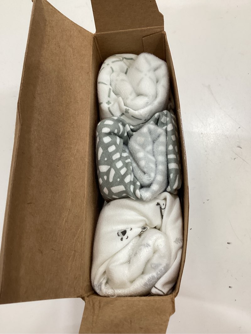 Condition photo showing Good Condition for keababies 3-pack organic baby swaddle sleep sacks - swaddles for newborns, infant 0-3 months, baby girls, boys, soft & snug newborn sleep sack, nursery swaddling blankets (nordic, os) one size (0-3 months) nordic