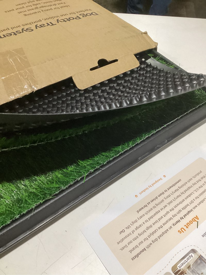 Condition photo showing Good Condition for LOOBANI Dog Grass Pad with Tray - Dog Litter Box - Indoor Potty for Apartment and Patio Training - with 2 Packs Grass Pee Pads for Replacement, 20×25 Inch Tray Potty 20*25inch