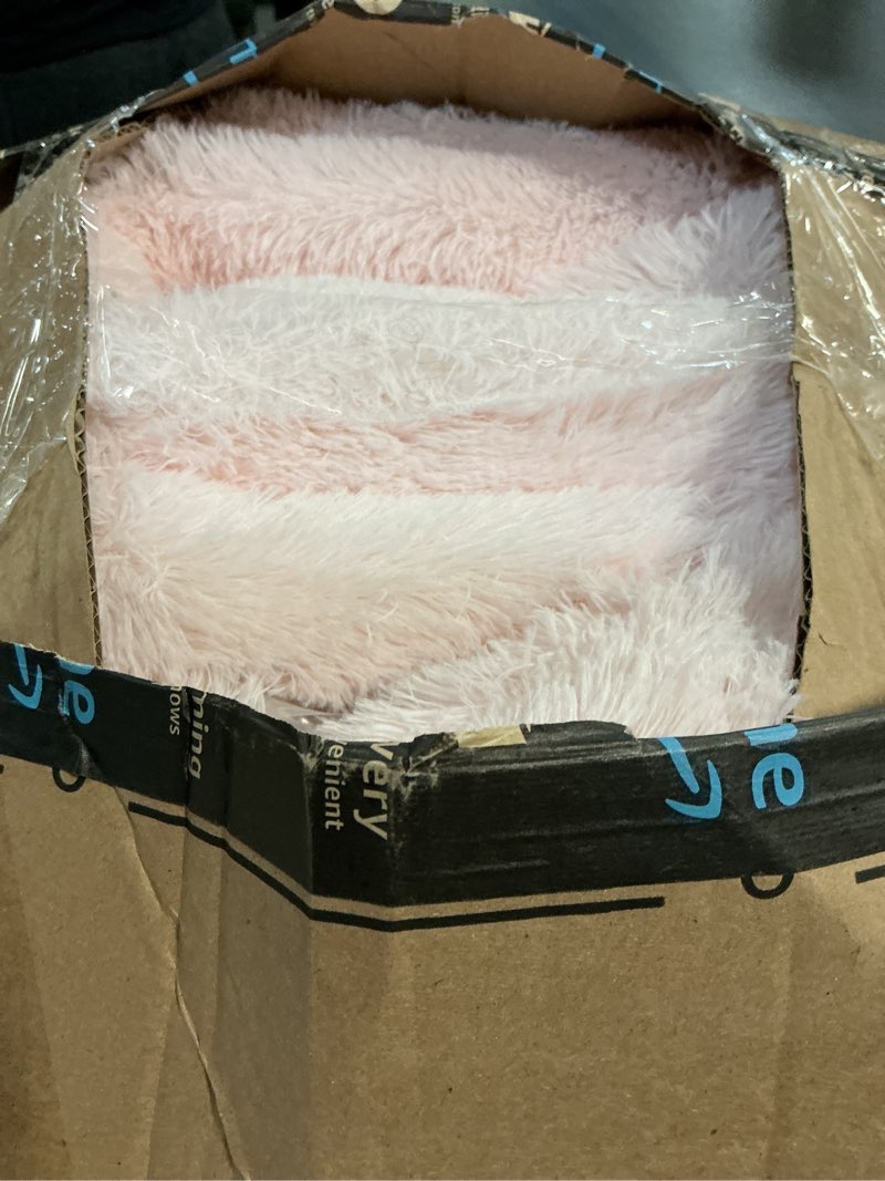 Condition photo showing As Is for ophanie pink area rugs for bedroom girls, 6x9 kids fluffy fuzzy furry shag carpet, plush soft cute baby shaggy bedside indoor floor rug for teen dorm home decor aesthetic, nursery 5- pink rectangular 6' x 9' (rectangular)