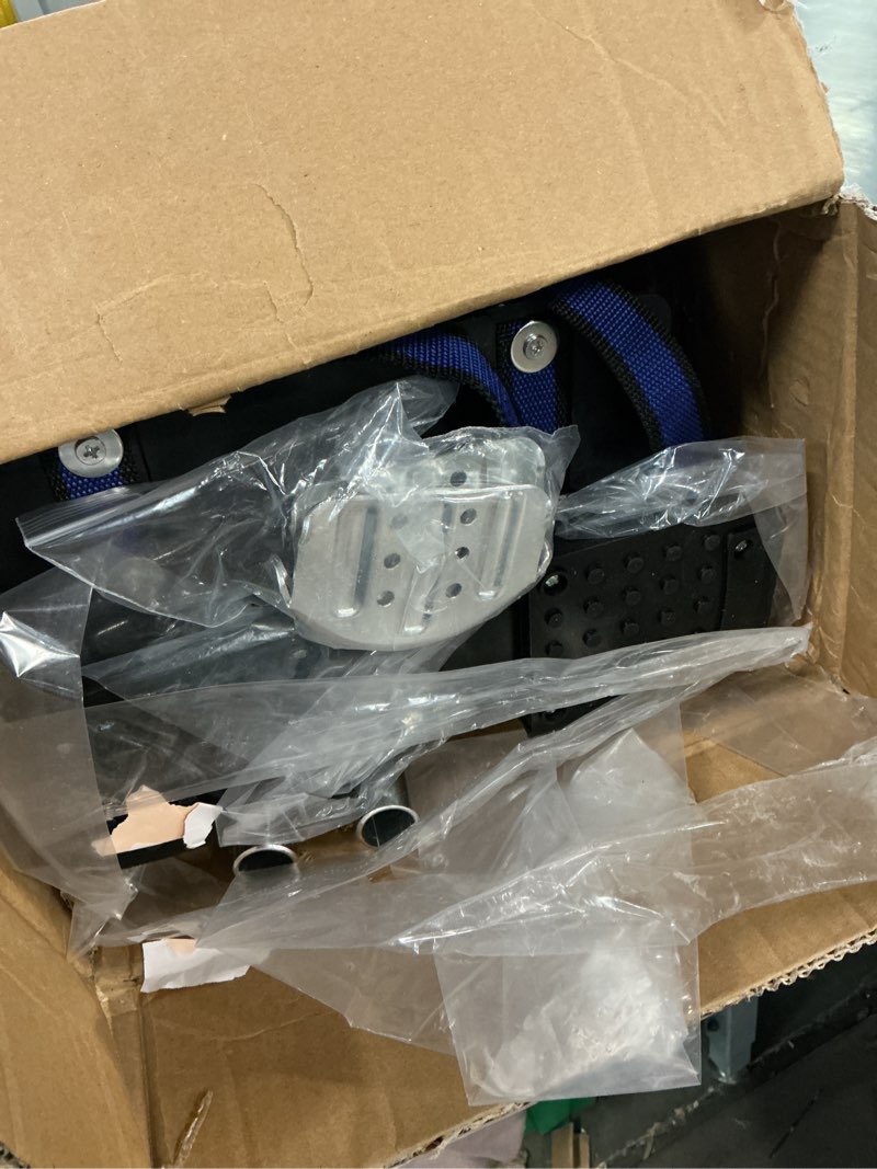 Condition photo showing Good Condition for 24-40 inch aluminum alloy drywall stilts with sliver for working at high places (silver,24-40 inch) 24-40 inch silver